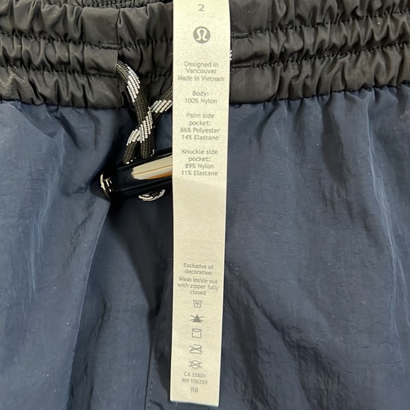 Lululemon Evergreen Track Pant Size 2 - Picture 9 of 11